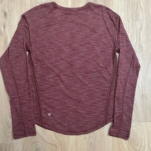 Lululemon S/M No Tab Womens Long Sleeve Thumb Hole Athletic Top. Maroon SZ4/6